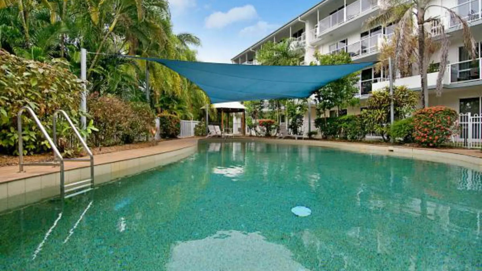 Apartment Palm Cove Penthouse Accommodation Australia