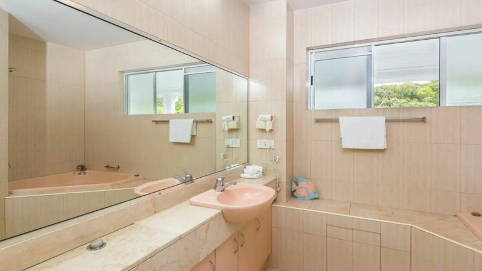 Apartment Palm Cove Penthouse Accommodation