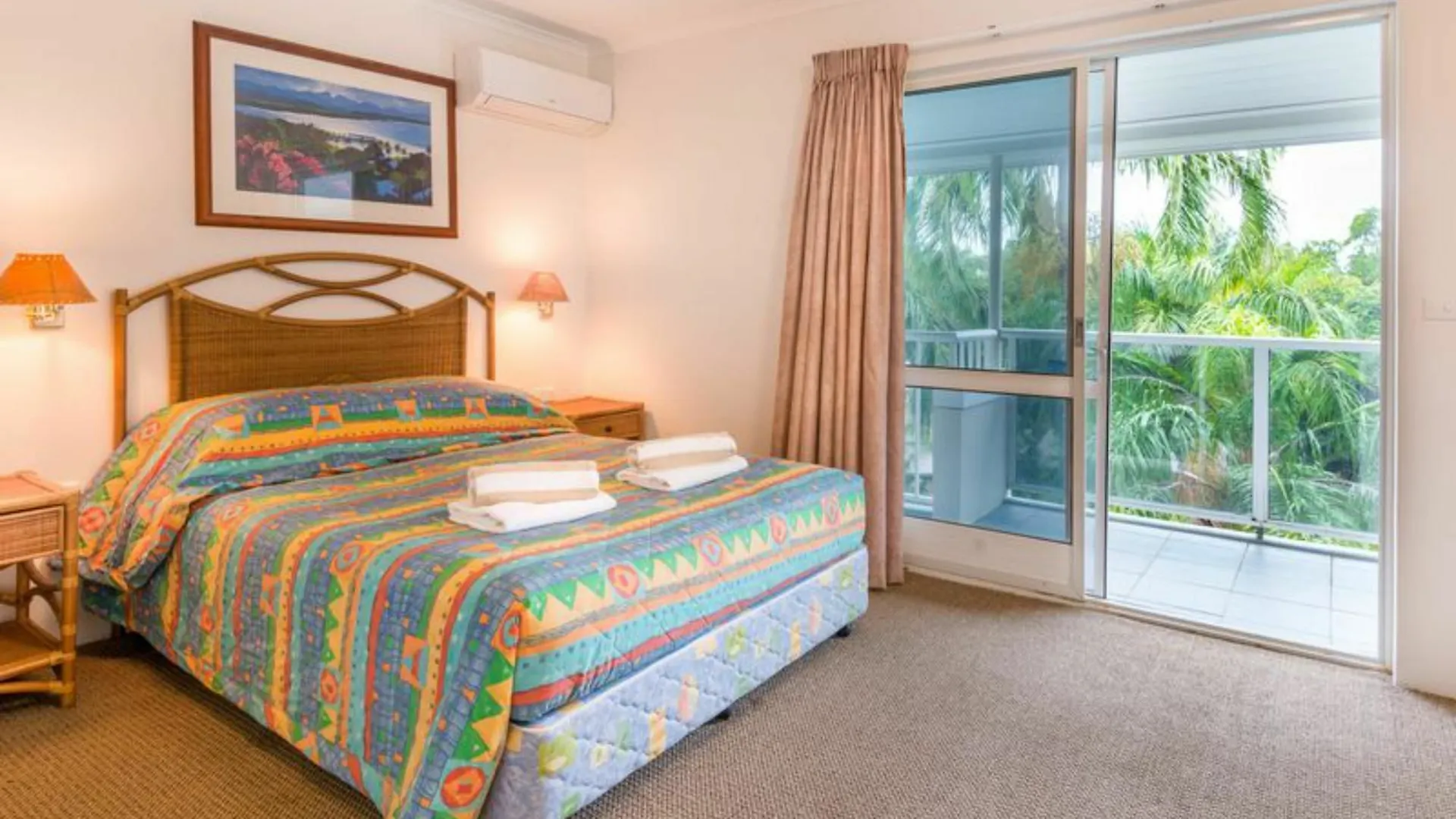 Palm Cove Penthouse Accommodation 0*, Palm Cove Australia