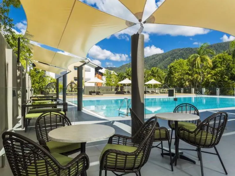 Apartment Palm Cove Penthouse Accommodation