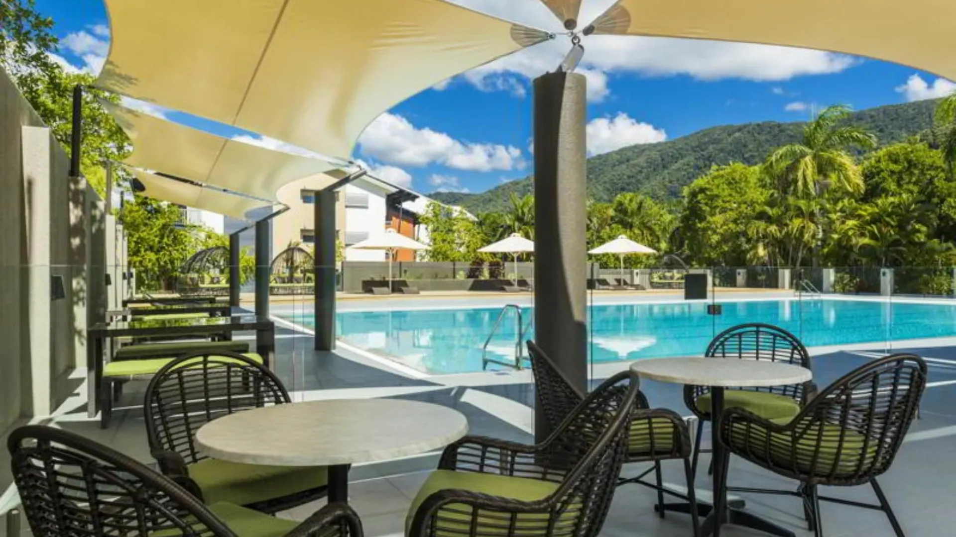 Palm Cove Penthouse Accommodation Australia